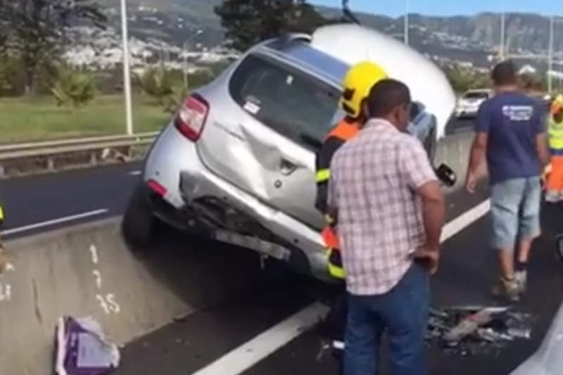 accident-sainte-marie-4-voies-la-reunion