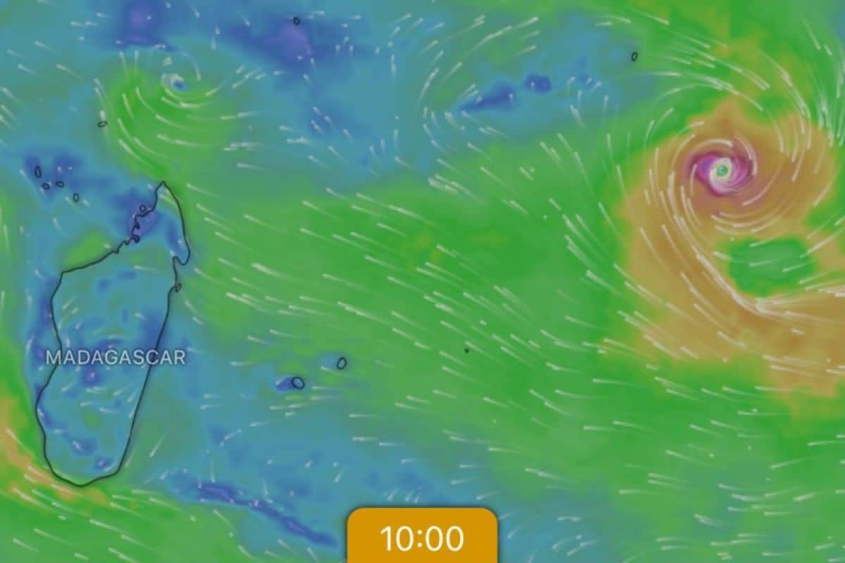 cyclone bheki