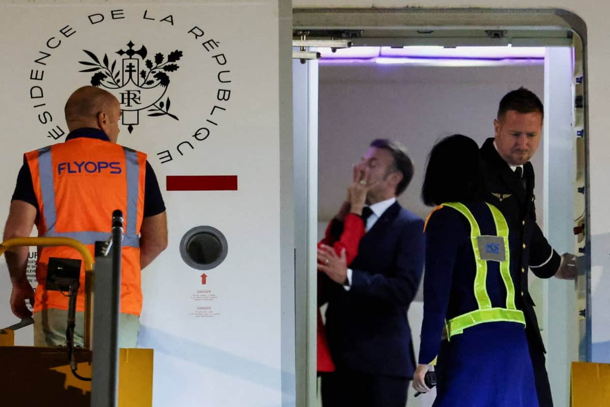 emmanuel-macron-brigitte-vietnam