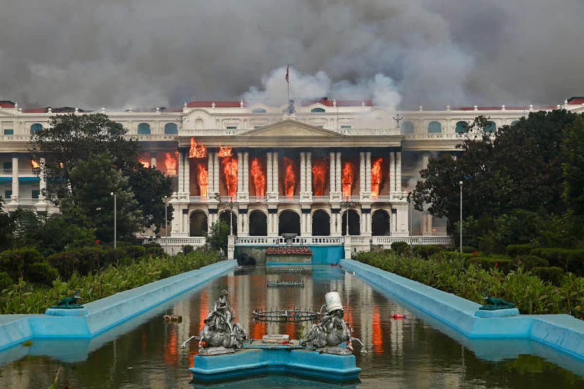 incendie dans le Singha Durbar