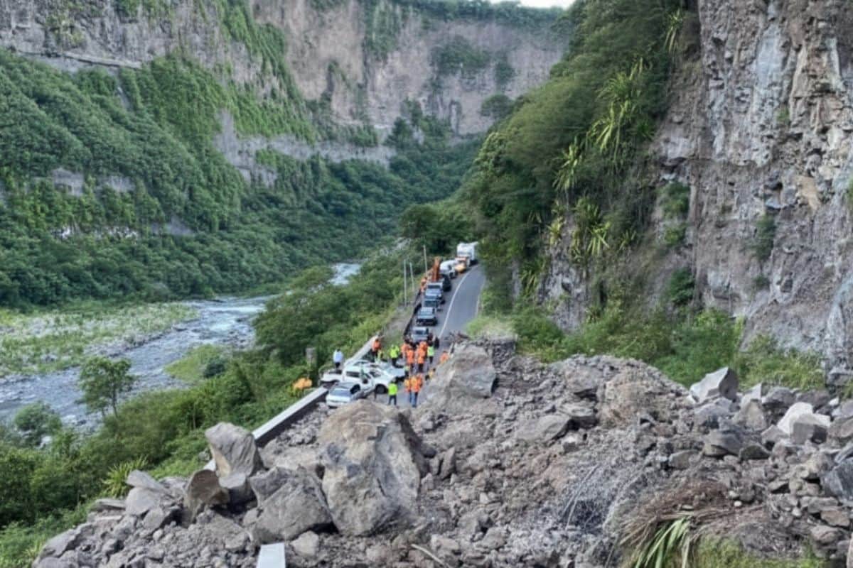 RN5, Route de Cilaos, Éboulement, CRGT, Circulation, La Réunion