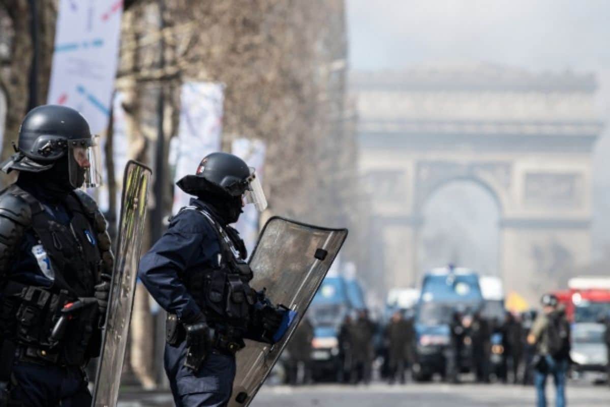 pétition contre la présomption de légitime défense