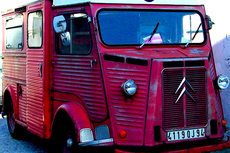 Enlèvement d'enfant à La Réunion, la camionnette rouge, légende urbaine ou réalité ?