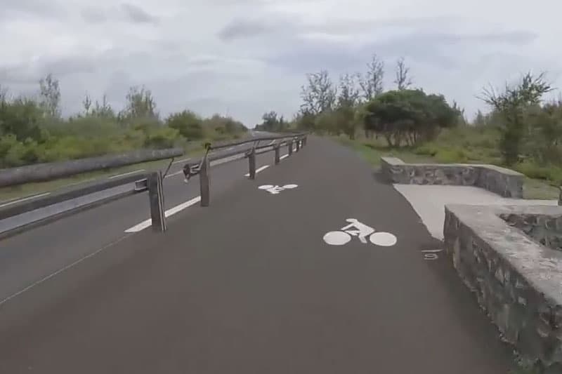 Le pervers de la piste cyclable derrière les barreaux