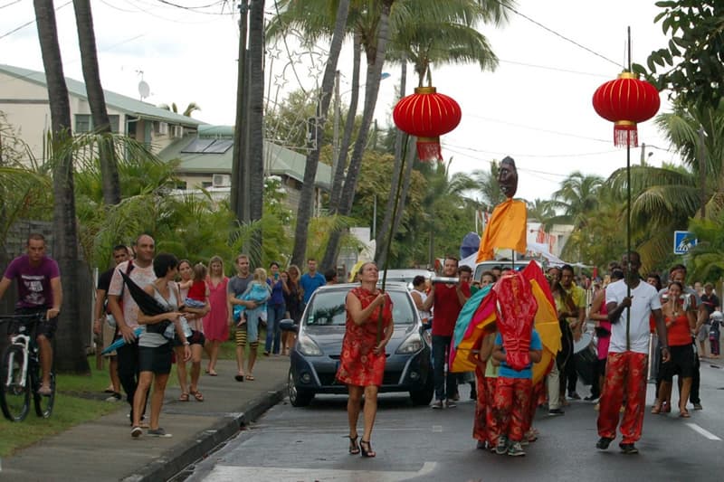 Le carnaval Souffle-Terre : quelques gouttes et de nombreux sourires