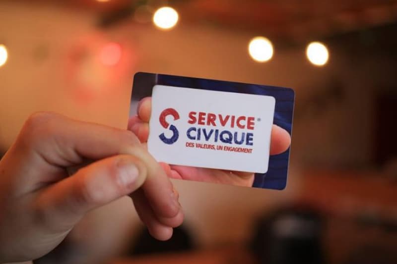 Le « service civique » renforcé en 2016 : quel avenir pour les jeunes Réunionnais ?