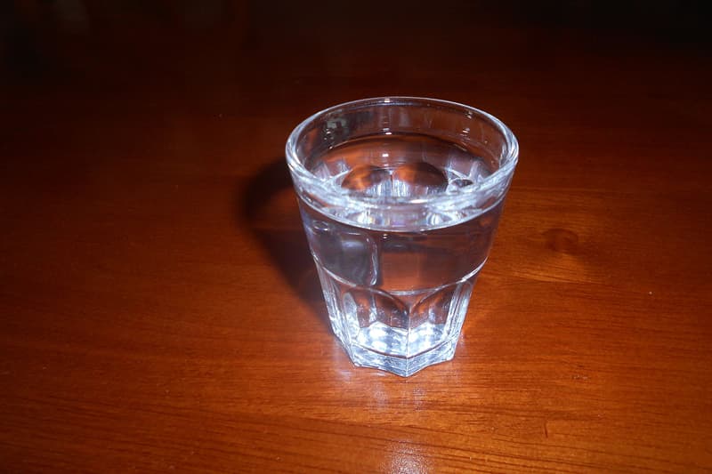 Alcoolisme : « Un ti rhum siouplé ma fine gane mon RSA ! »