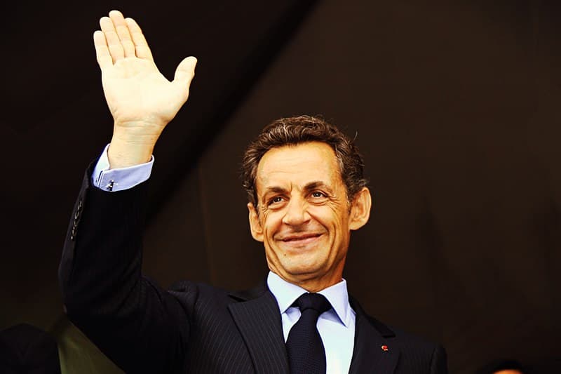 Sarkozy à La Réunion pour (re)conquérir une base sceptique
