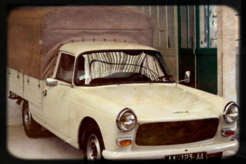 peugeot-404-bachee
