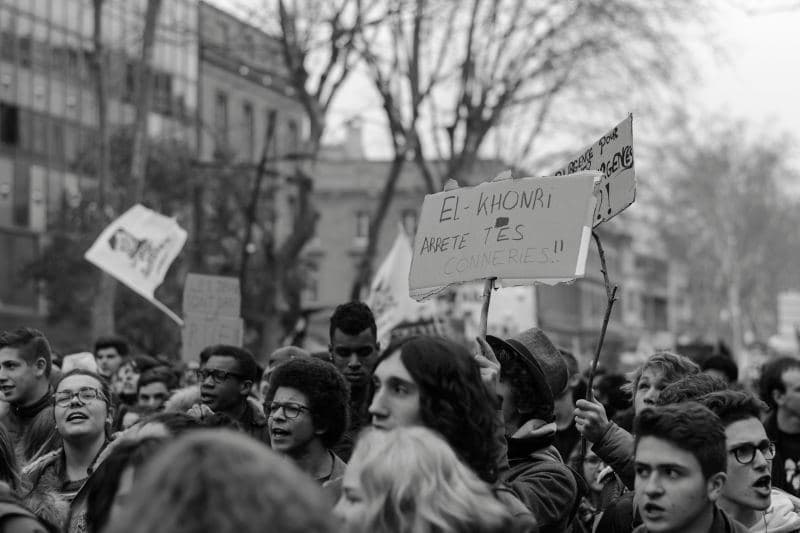 Loi El Khomri : manifestation en masse des partisans contre
