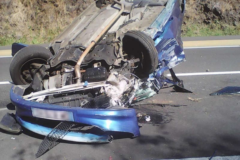 accident-de-la-route-spectaculaire-la-reunion