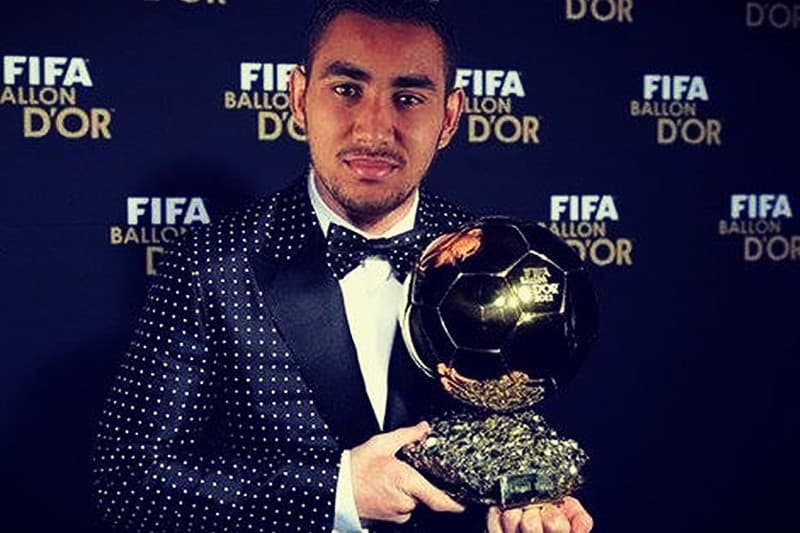 Après ses dernières performances, les fans se font entendre : « Dimitri ballon d'or !!! »