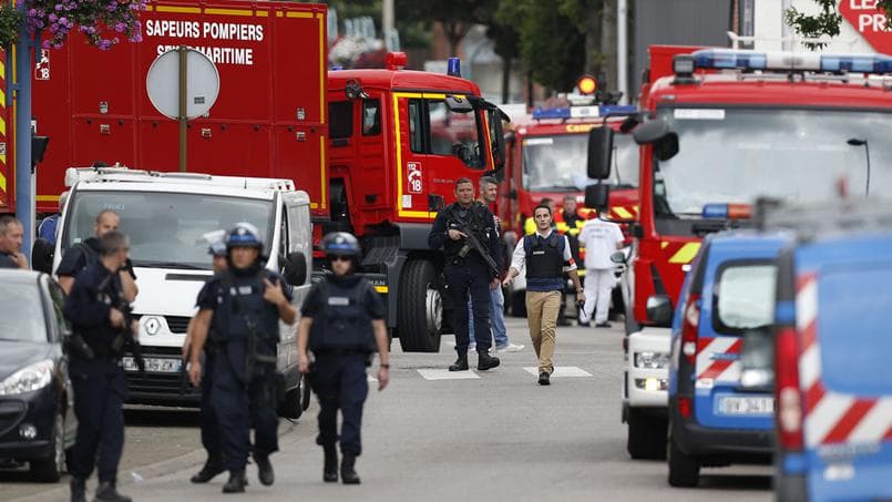 Édition Spéciale - Drame en Normandie : un prêtre égorgé ce matin