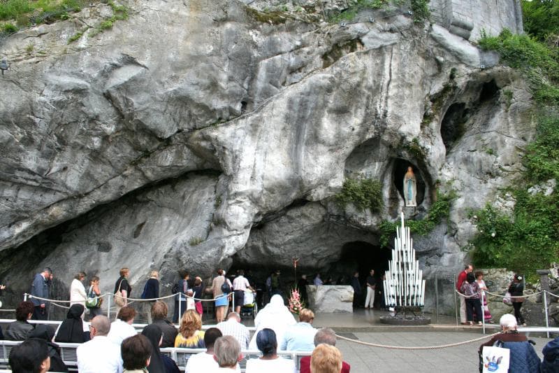 323 pélerins s'envolent de La Réunion pour Lourdes