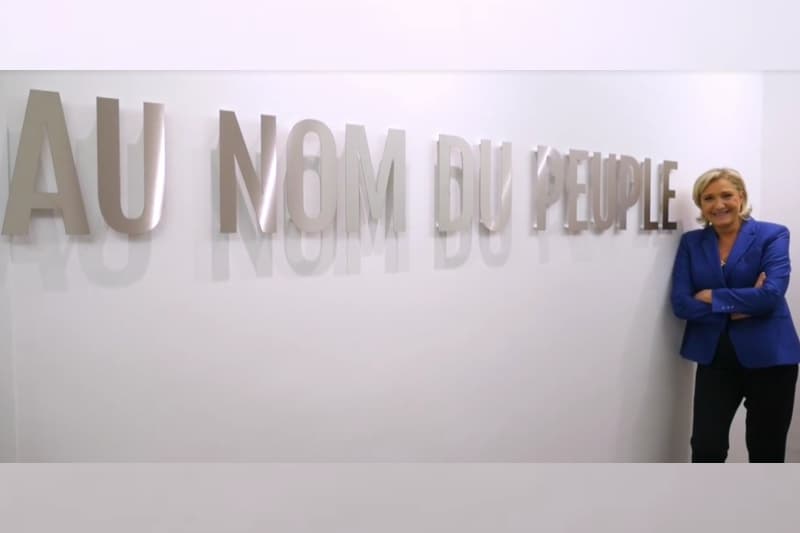« Au nom du peuple » : Marine Le Pen présente son slogan de campagne