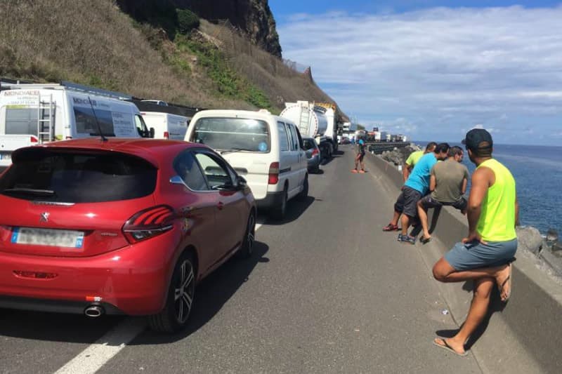 Embouteillages sur la Route du littoral : « Il faut prendre son mal en patience »