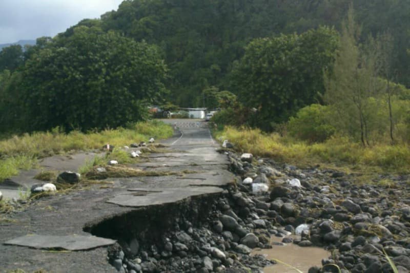 Crue de la rivière des Remparts : radier Fusible fermé à la circulation à Saint-Joseph