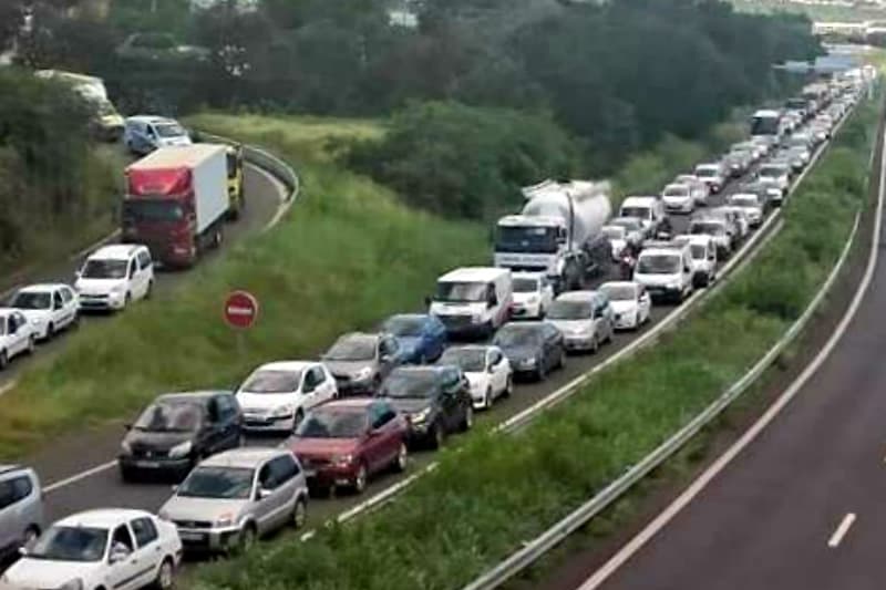 Direction Saint-Denis « ça bouchonne grave ! »