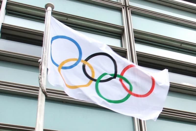 Réduction des contrats aidés, mais des milliards prévus pour les JO de 2024…