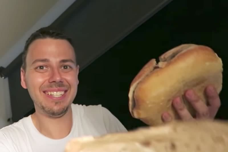 Florian, le YouTubeur teste le Lord Royale sarcive à Saint-Gilles