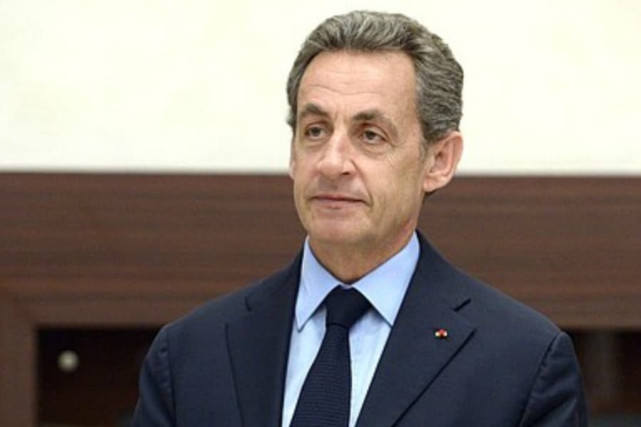 Qu’est ce qui est reproché à Nico­las Sarkozy ?
