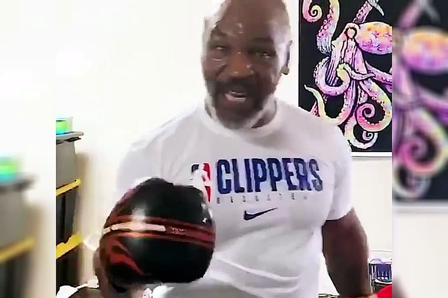 « I'm Back ! » : Mike Tyson annonce son retour...