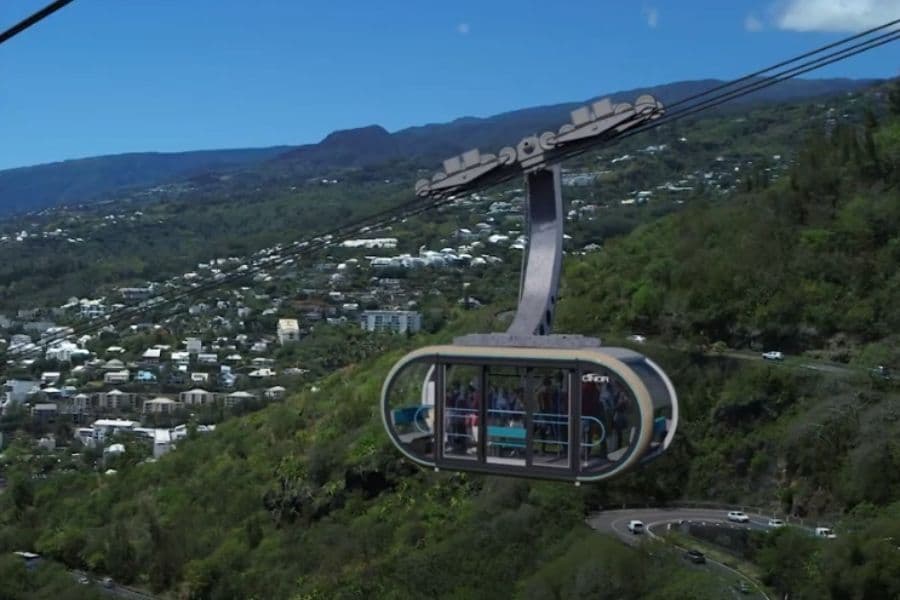 La Réunion : bonne avancée des travaux du téléphérique de Saint-Denis