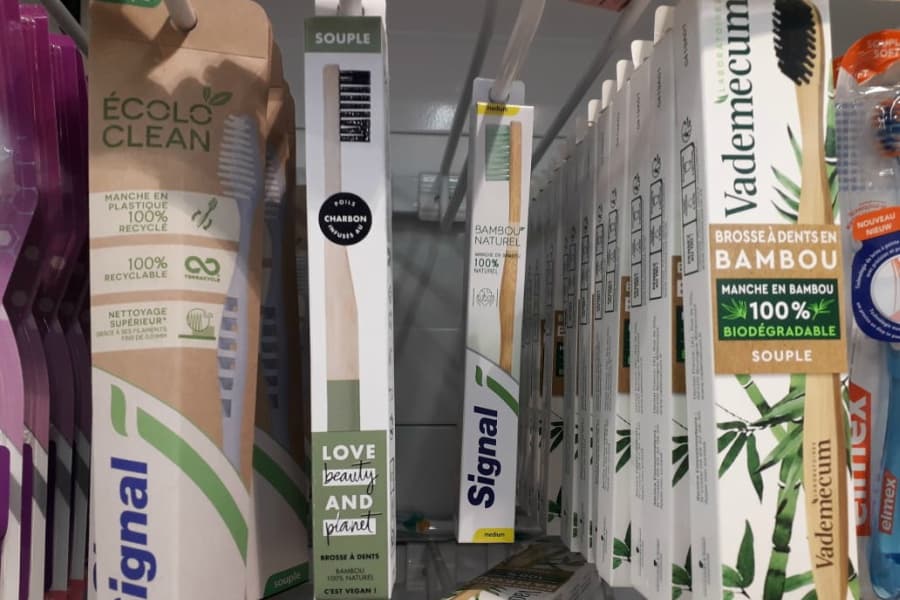 Enfin des brosses à dents en bambou disponibles sur le marché