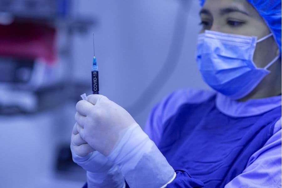 Covid-19 : Le vaccin Pfizer-BioNTech validé par l’Agence Européenne des médicaments