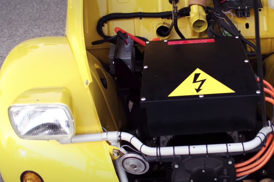 Transformer sa vieille voiture thermique en voiture électrique grâce au Rétrofit