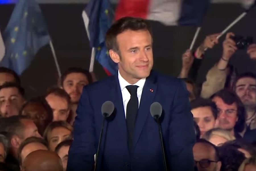 Emmanuel Macron réélu président de tous les Français