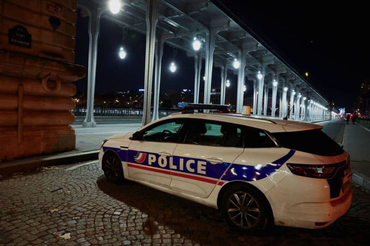 Attaque terroriste à Paris : un mort et deux blessés