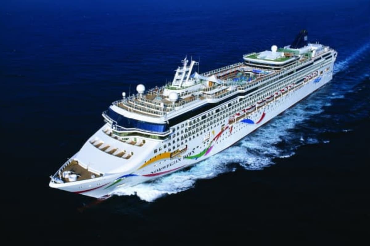 Le Norwegian Dawn accoste enfin à La Réunion après une escale mouvementée