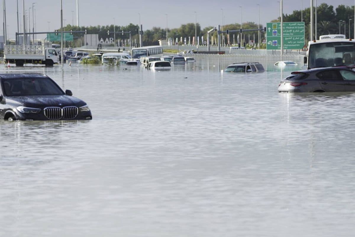 Retour à la normale à Dubaï après les pluies torrentielles