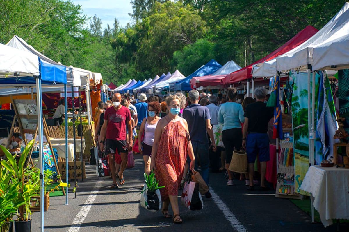 marché etang-salé