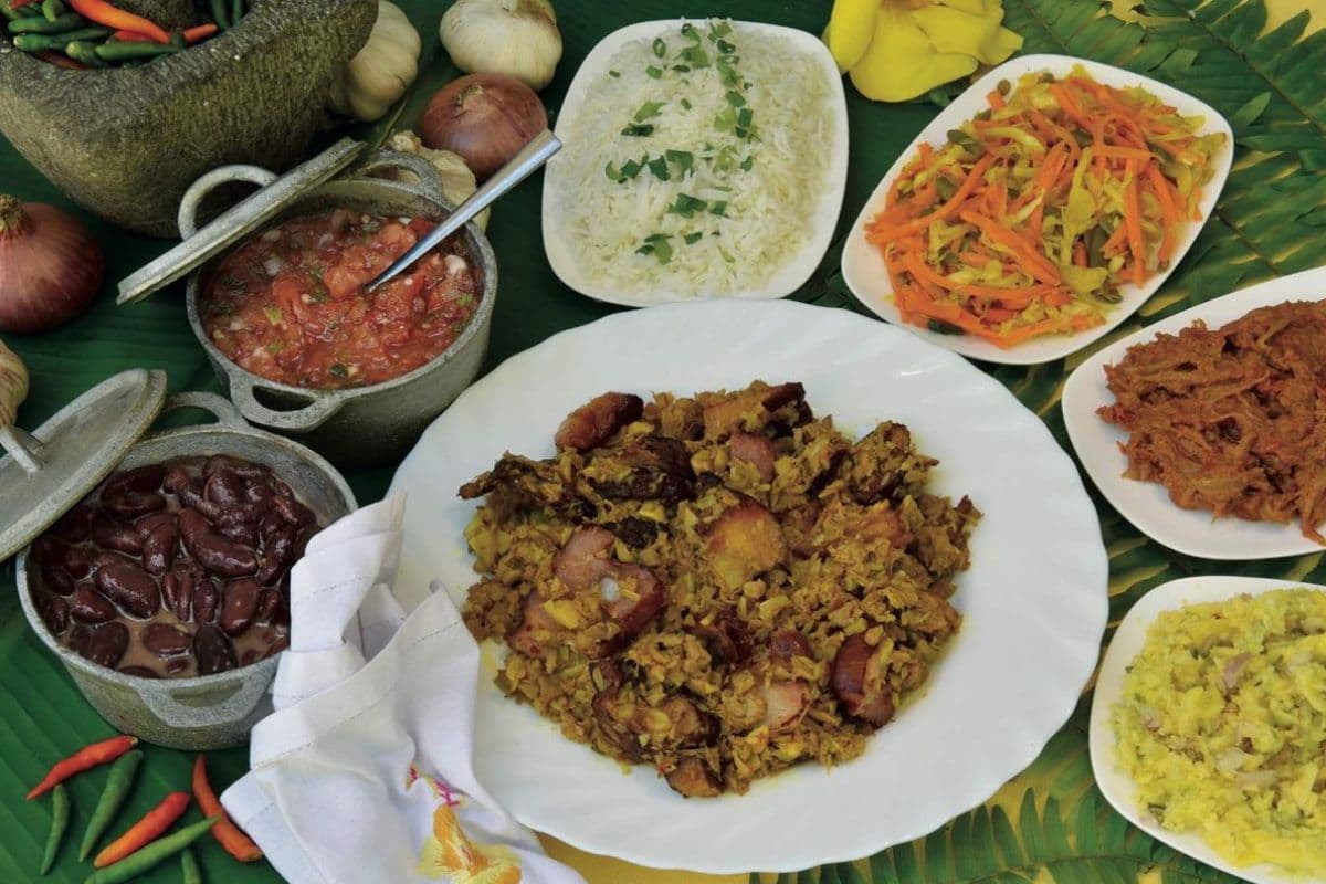 Repas-partage à Paris pour les familles Réunionnaises