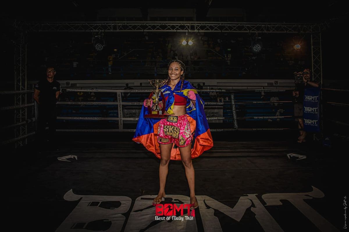 Amel Nassibou : en route pour la Thaïlande pour conquérir la scène internationale du muay thai