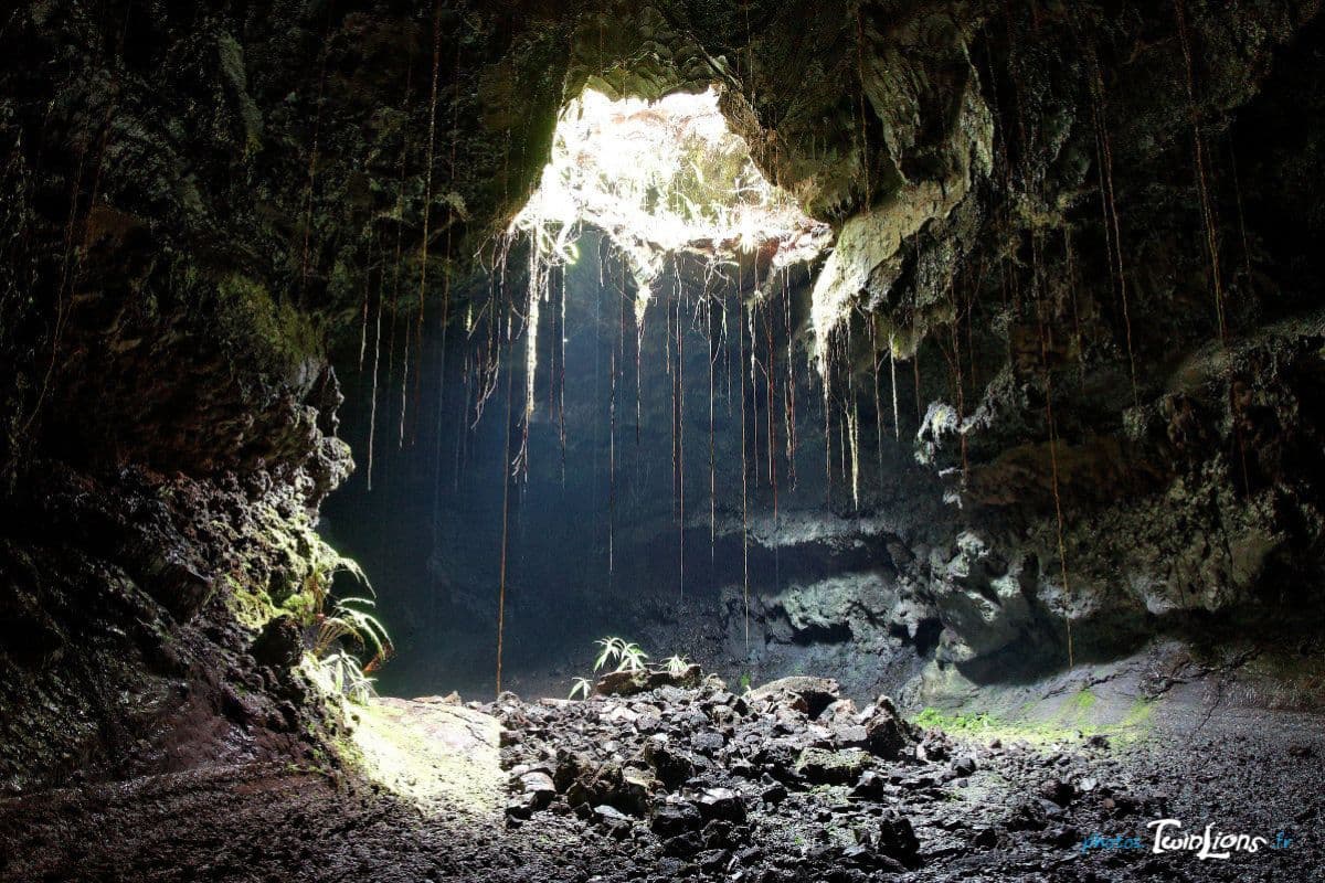 Sauvetage du GRIMP dans le Tunnel de lave 2004 à La Réunion