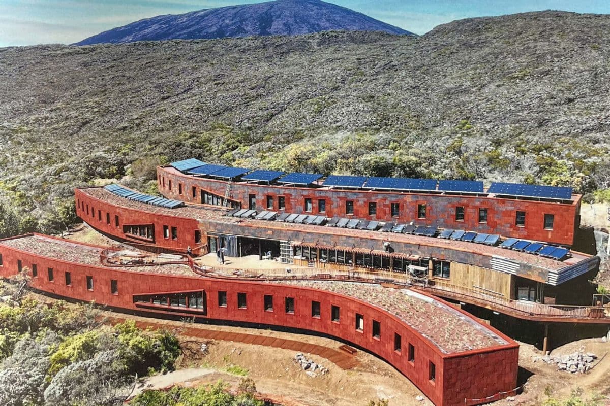 Ouverture du nouvel éco-gîte du Piton de la Fournaise