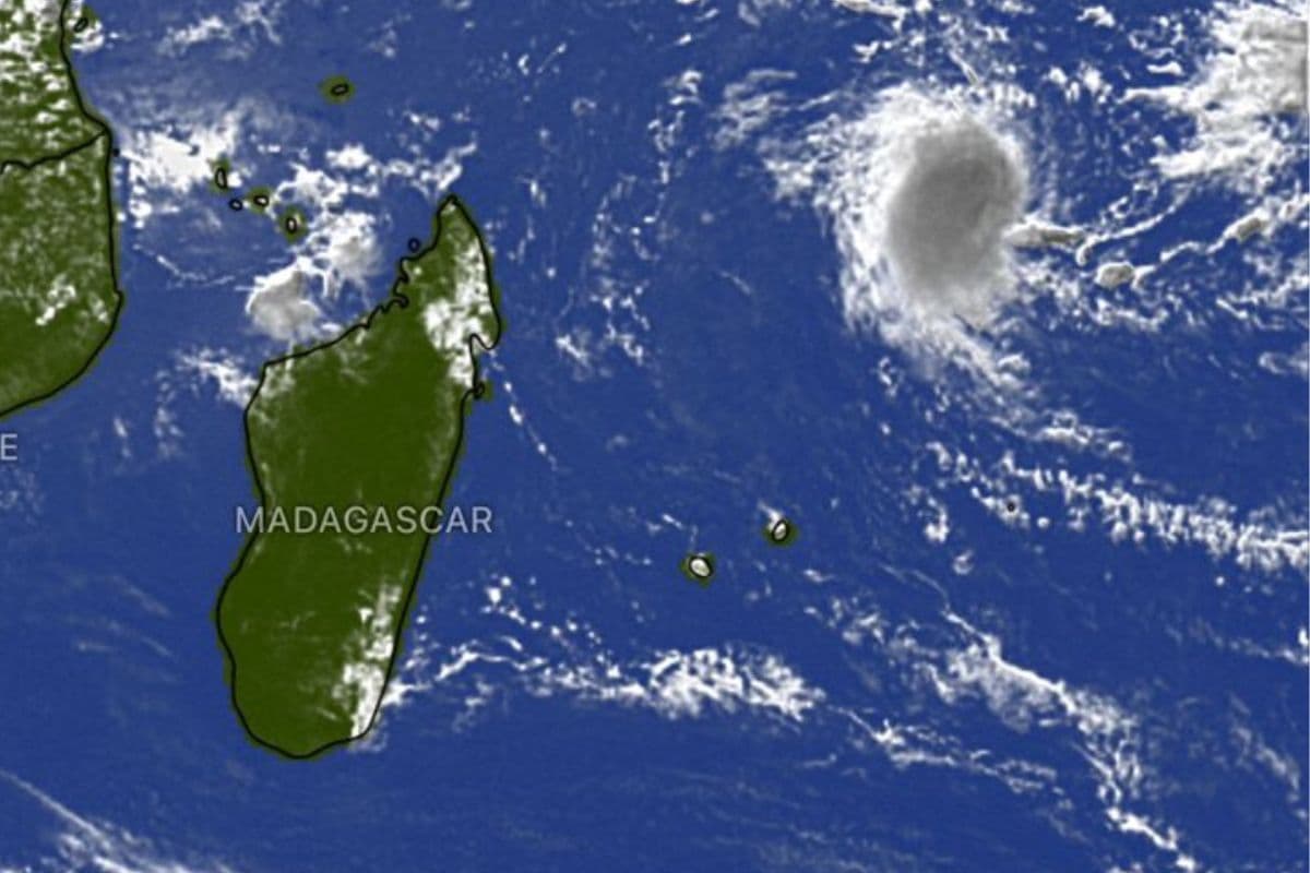Le système dépressionnaire dans l'océan Indien pourrait devenir la tempête Chido