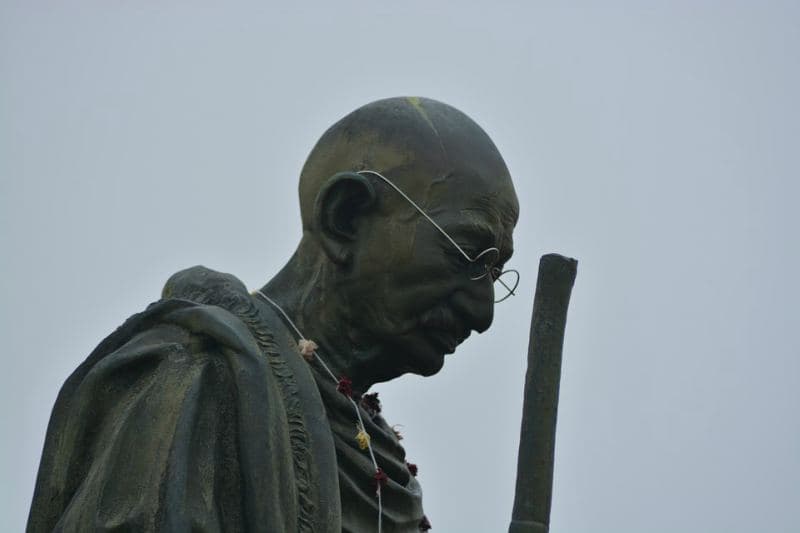 Statue-Ghandi