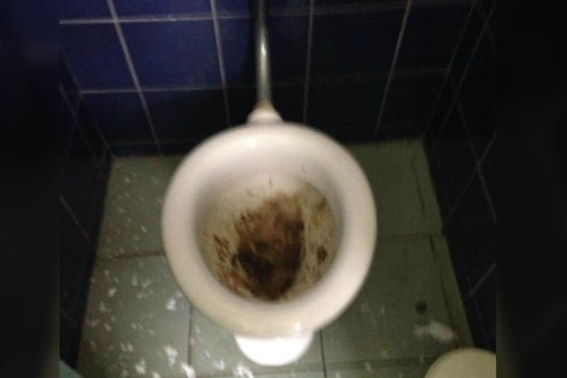 toilettes-sales