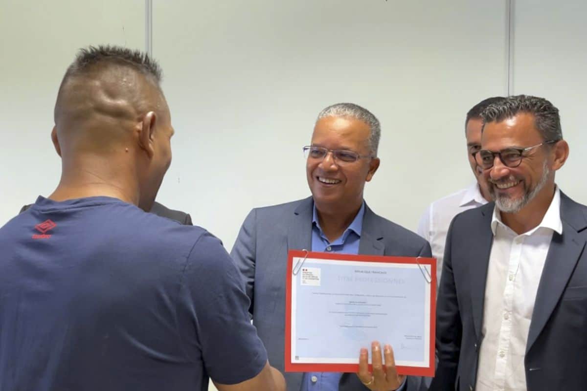 remise de diplome en prison