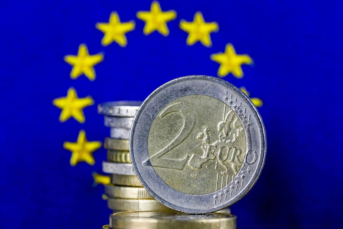 De fausses pièces de deux euros en France comment les repérer