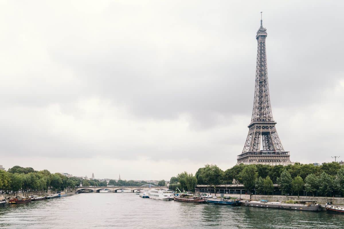 50 millions de litres d'eaux usées dans la Seine la baignade pour les JO compromise