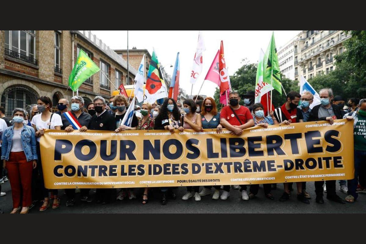 Manifestations en France contre l'extrême droite en Europe
