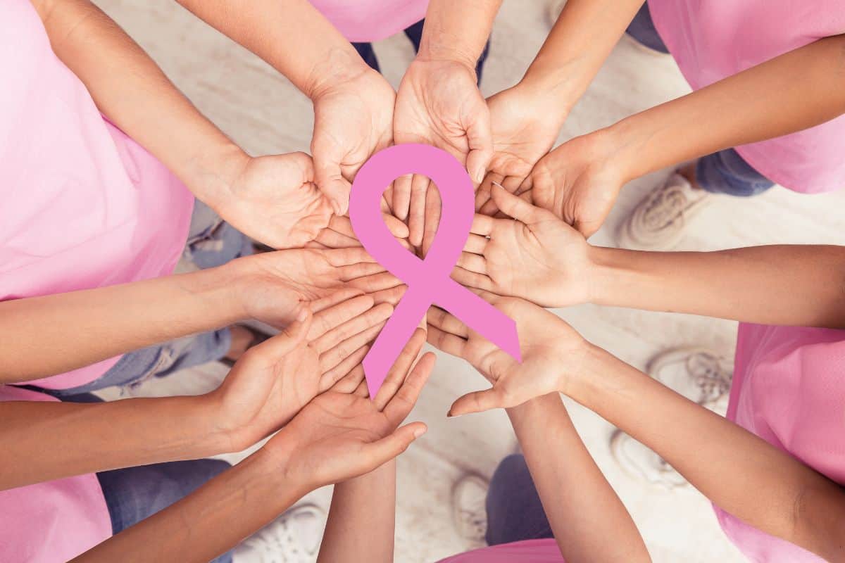 Octobre mois de la sensibilisation au cancer du sein un dépistage vital pour toutes les femmes