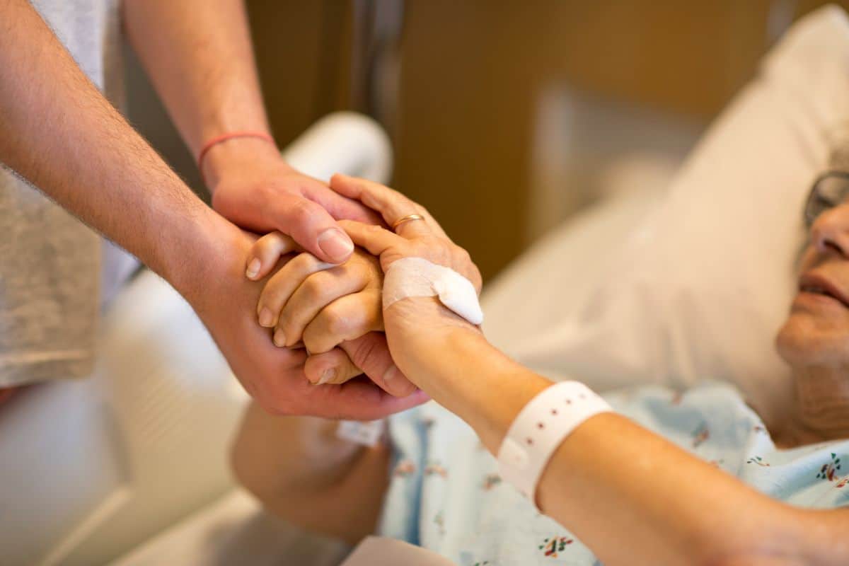 Les victimes de violences sexuelles pourront porter plainte directement à l’hôpital d’ici 2025