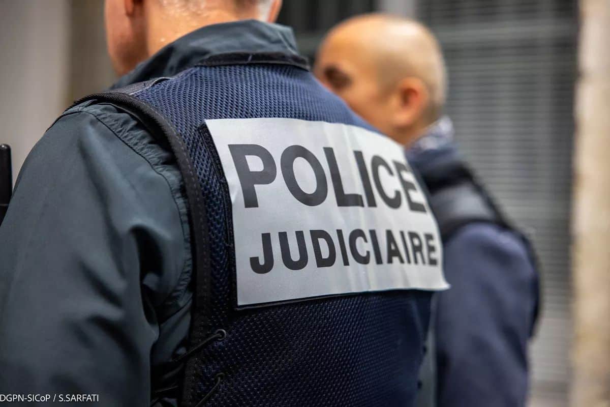 Saint-Denis un jeune agressé avec un katana par un groupe de jeunes