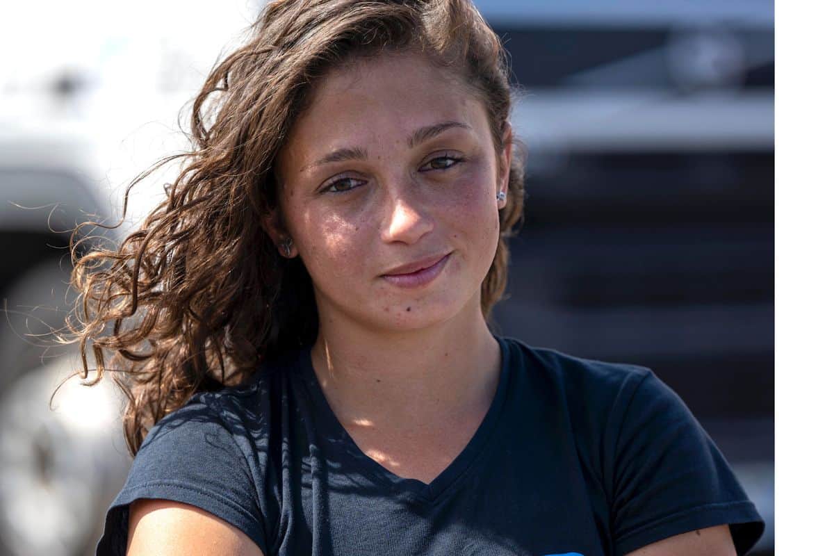 Johanne conductrice réunionnaise mise en avant dans Les Reines de la Route